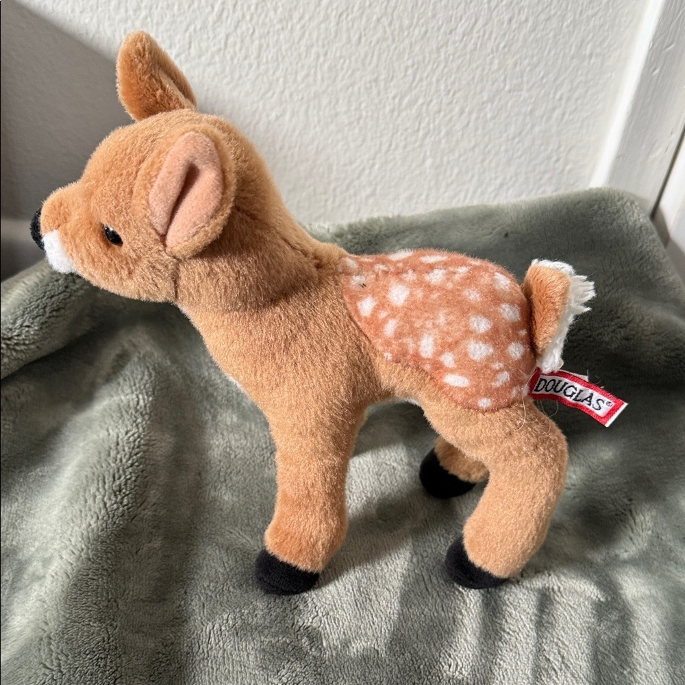 Douglas Cuddle Toys Fawn Plush - Tan and White